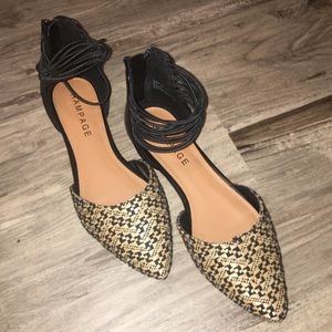 Zip-Up Patterned Flat